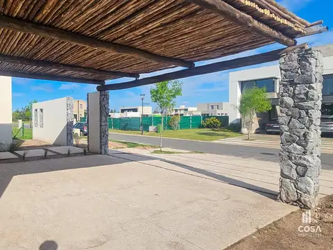 Casa en Venta en Vida, USD 580.000