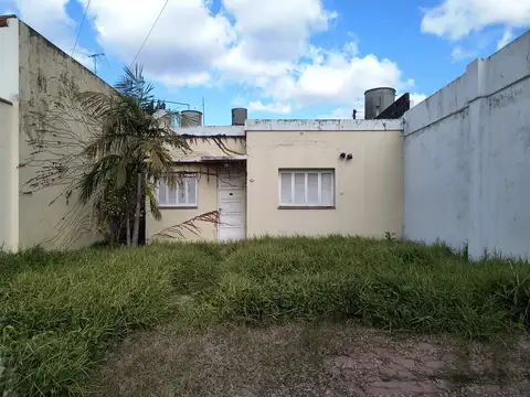 Casa en Venta en Haedo, USD 85.000