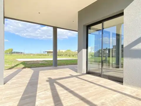 Casa en Venta al Este