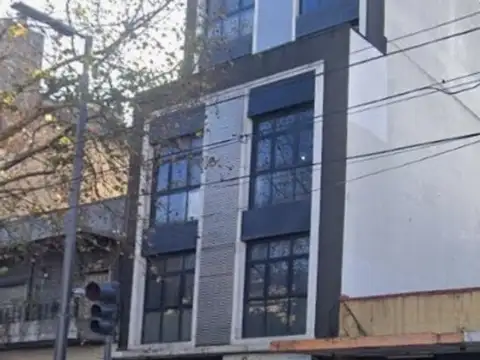 1 amb apto profesional 42m2 BARRACAS Av Patricios y Suarez