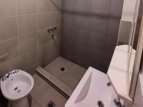 Departamento en Alquiler en Godoy Cruz, $ 550.000