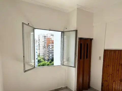 Depto en Venta 2 ambientes Balvanera Oportunidad