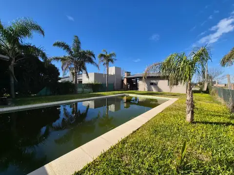 CASA-2 DORMITORIOS-EL LUCERO 2200-PUNTA CHACRA-ROLDAN
