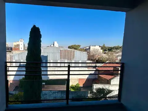 MONOAMBIENTE VENTA PARQUE CHAS CON BALCON