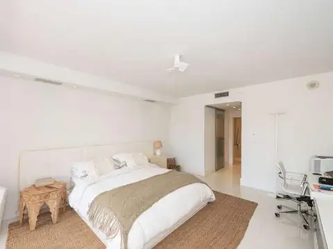 Crandon Blvd #405