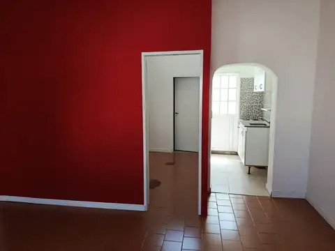 Depto Tipo Casa en Alquiler 50 años