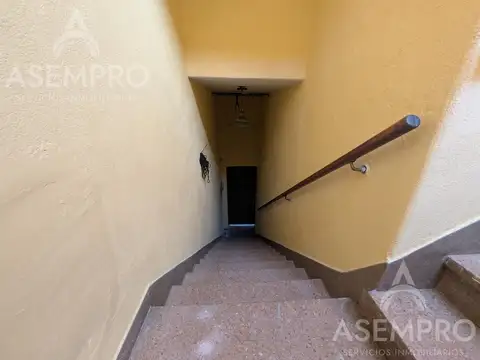 Depto Tipo Casa en Alquiler de 3 ambientes