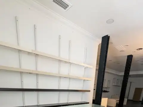 Local en Alquiler en Recoleta