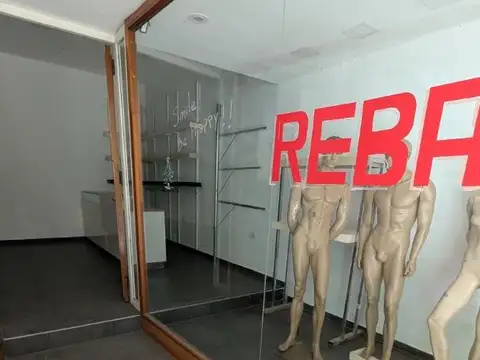 Local en Alquiler 70 años