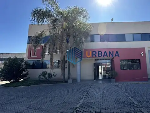 Predio en Bº Los Boulevares, 550m2 galpon y 750m2 oficina 