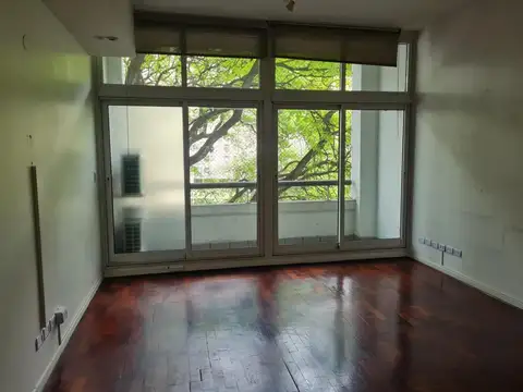 Alquiler oficina 49m2 totales. Edificio La Algodonera.