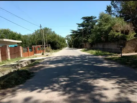 Casa en Venta con 4 cocheras