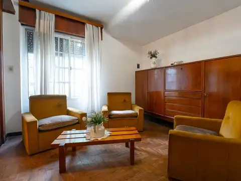 PH EN VENTA EN VILLA ADELINA CON PATIO Y PARRILLA