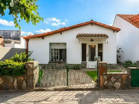 PH EN VENTA EN VILLA ADELINA CON PATIO Y PARRILLA
