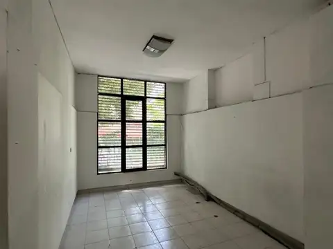 Local en Alquiler 40 años