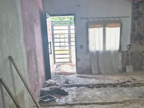 Casa en Burzaco
