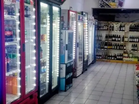 Avenida Juan B. Justo 300