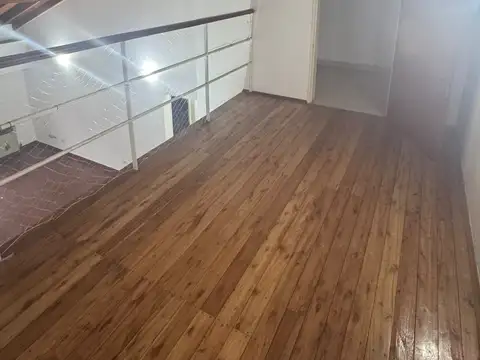 Se alquila DEPTO 4 amb c/ entrada para auto