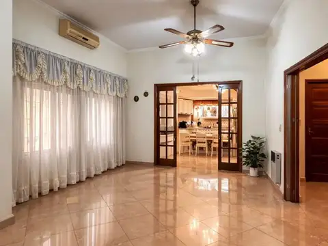 POGGIO 1000, Piso planta