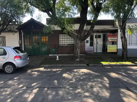 CASA AMERICANA CON 2 DORMITORIOS