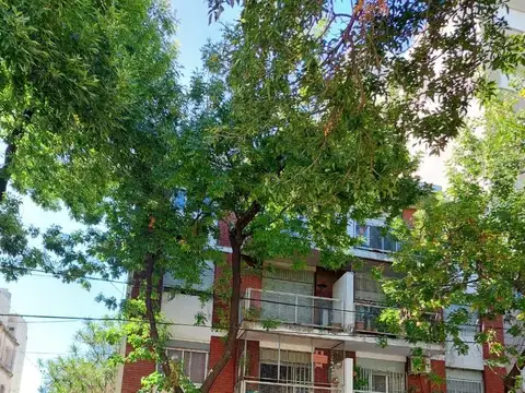 PH 3 AMB 63 M2 - LUMINOSO -  bajas expensas