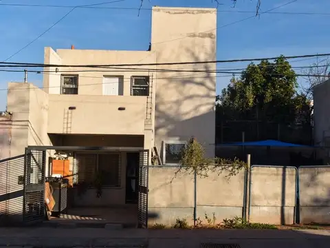 Venta Duplex + Terreno + planos aprobados 2 departamentos