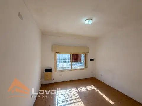 Depto Tipo Casa 2 ambientes con 1 baño