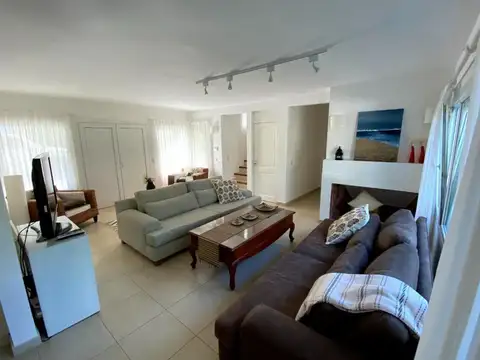 Casa en Venta en Pinamar, USD 350.000