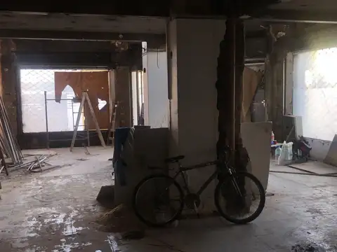 Local - Alquiler - Argentina, Capital Federal - AV BRASIL 1200