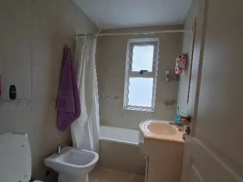 Departamento 3 ambientes con 2 baños