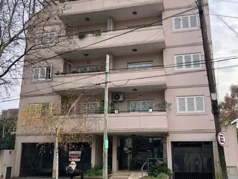Departamento en Venta 2 ambientes en el centro de Adrogue