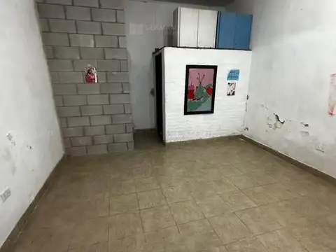 Local en Alquiler en Lanus Este, $ 500.000
