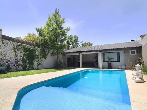 VENTA CASA 4 AMB VILLA ADELINA PARQUE PILETA