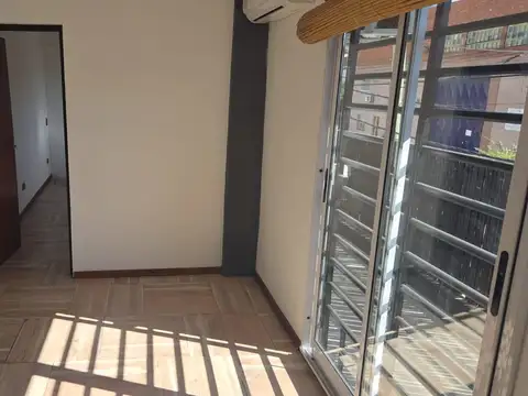 Departamento en Alquiler en Sarandi, $ 1.200.000