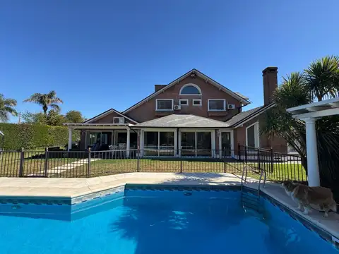 Casa en Venta de 5 dormitorios