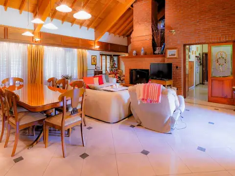 Casa en Venta al Noreste