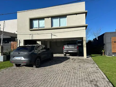 Casa en Venta en City Bell, USD 298.000