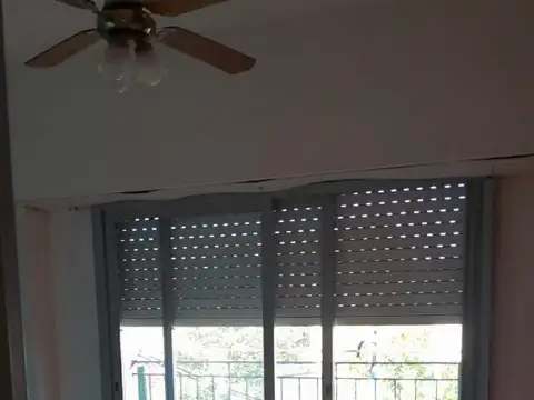 Depto Tipo Casa en Alquiler en El Palomar, $ 700.000