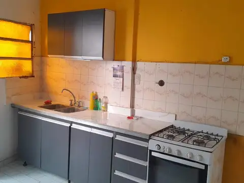 Depto Tipo Casa en Alquiler 50 años