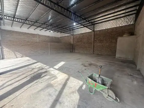 ALQUILER GALPÓN COMERCIAL – MERLO BARRIO ARCO IRIS