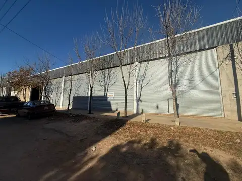 ALQUILER GALPÓN COMERCIAL – MERLO BARRIO ARCO IRIS