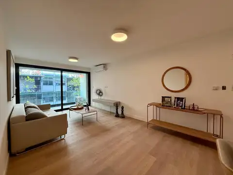 4 ambientes con dependencia y cochera en VAIV Olazábal en VENTA!