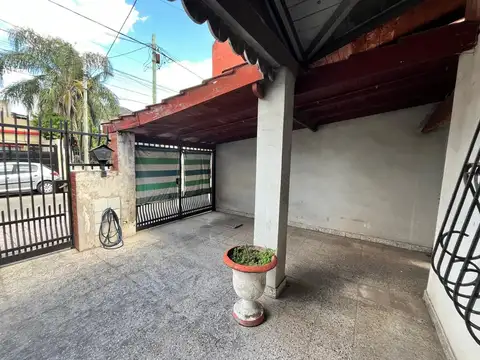 AMANCIO ALCORTA  al 3800 LOMAS DEL MIRADOR