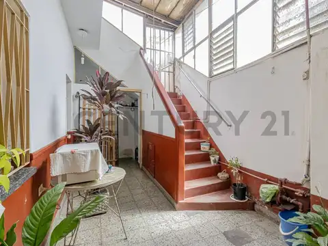 Casa 4 ambientes con 1 baño