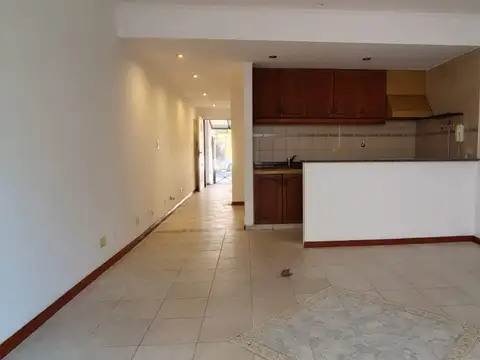 PH 2 amb PB  Patio y Cochera - Ladines al 3500