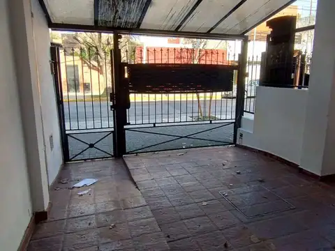 Depto Tipo Casa en Alquiler de 2 ambientes