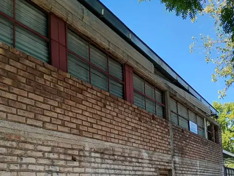 Galpon en Alquiler en Godoy Cruz, $ 1.200.000