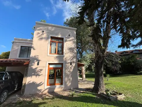 Casa 4 ambientes con 1 baño