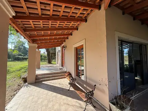 Casa en Venta en Arroyo Leyes, USD 195.000