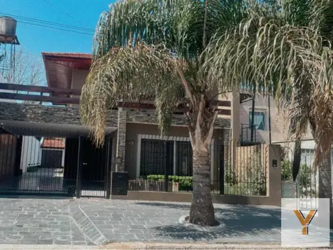 Castelli e/ Rivadavia y Rua Segade